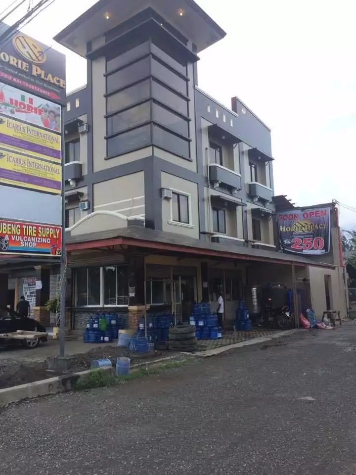 3 storey hotel with 26 rooms and 4 commercial spaces — Hotel in Davao del Norte, Philippines — Photo 2