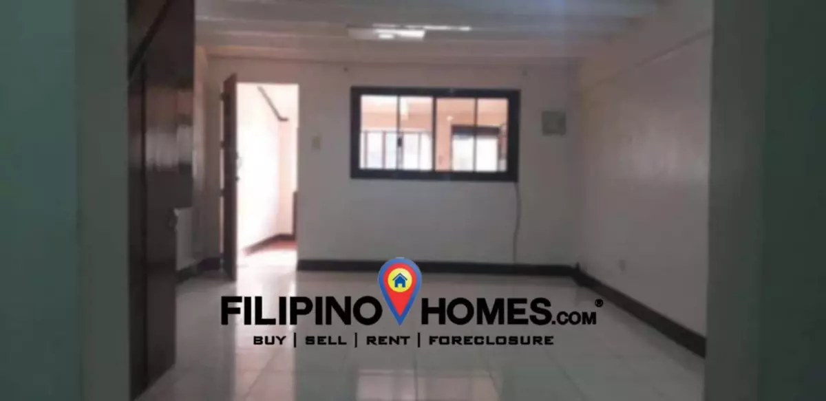 Townhouse for Sale in Naga City — Townhouse in Tiwi, Albay, Philippines — Photo 4