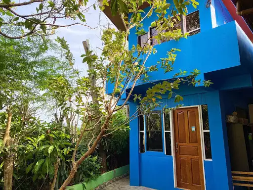 HOUSE AND LOT IN ARGAO — House and Lot in Cebu, Philippines — Photo 3