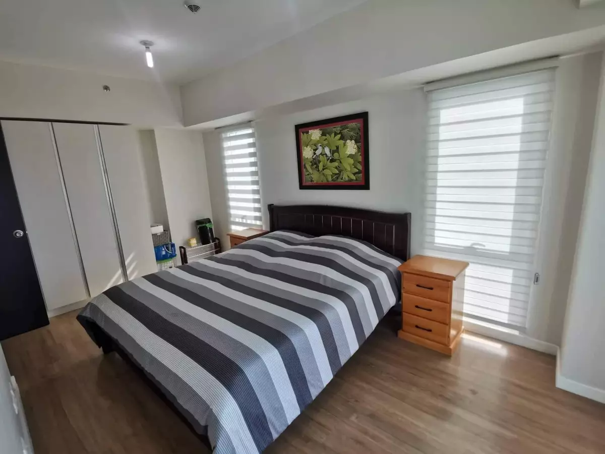 2 BEDROOM CONDO UNIT with BALCONY FOR SALE - photo 5