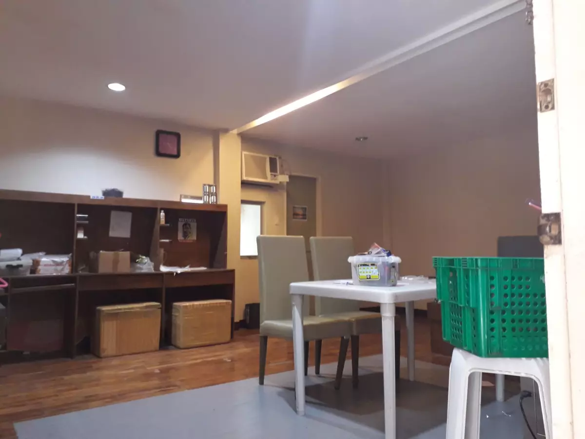 2 Adjacent House and Lot @ Macasandig - photo 2