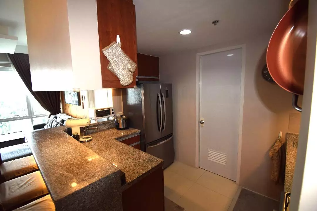 Fully-Furnished 3BR Corner Unit w/ Parking at Marco Polo Tower 3 — 3 Bedrooms in Cebu City, Central Visayas, Philippines — Photo 6