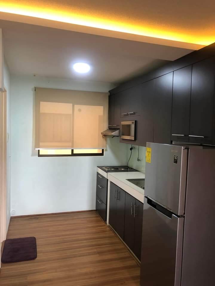 RUSH SALE CLEAN TITLED FULLY FURNISHED 2 BEDROOM CONDO UNIT IN PASIG CITY - photo 4