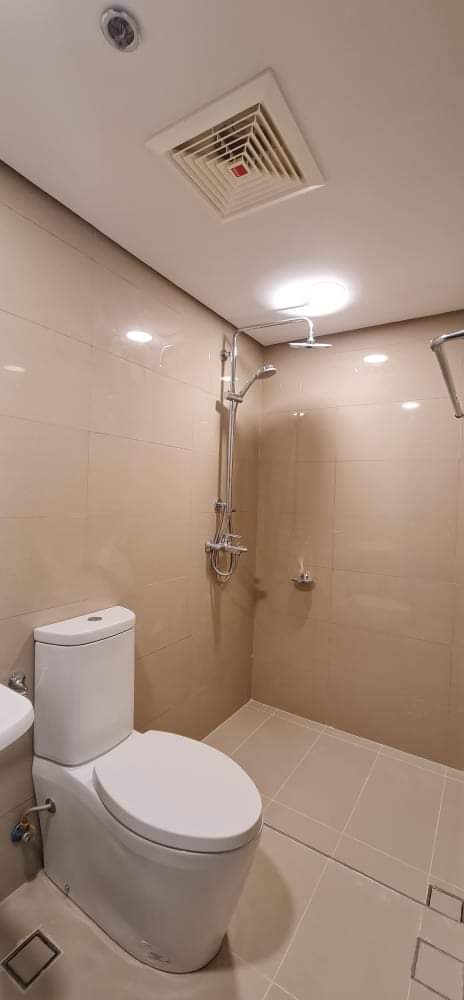 38 PARK AVENUE FOR ASSUME - photo 2