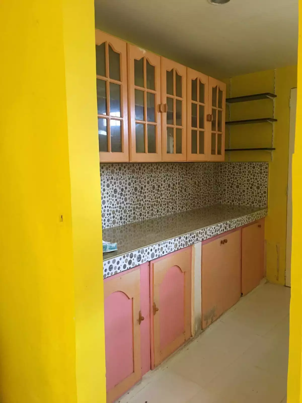 VERY RUSH SALE SINGLE DETACHED HOUSE AND LOT — House and Lot in Cebu, Philippines — Photo 2