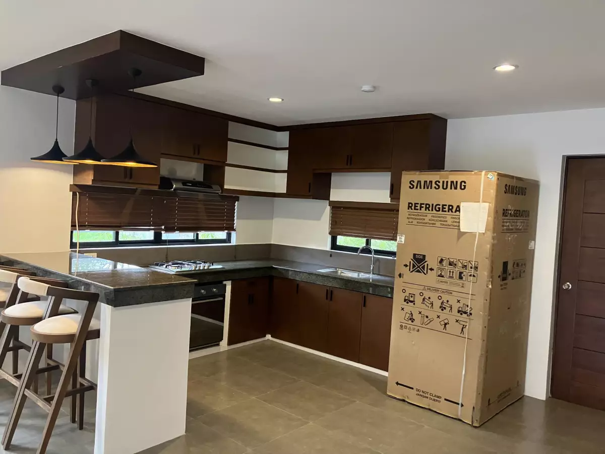 Be the owner of fully furnished house and lot in a exclusive subdivision in Bacolod city (ENCLAVES by Ayala land) - photo 4