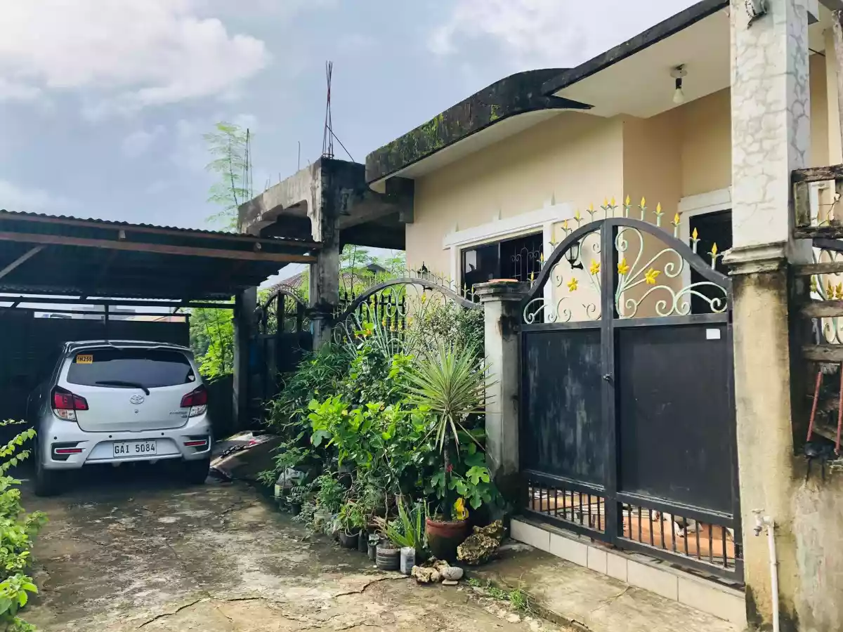 House and Lot For Sale in Consolacion,Cebu — House and Lot in Laray Road, Consolacion, Cebu — Photo 2