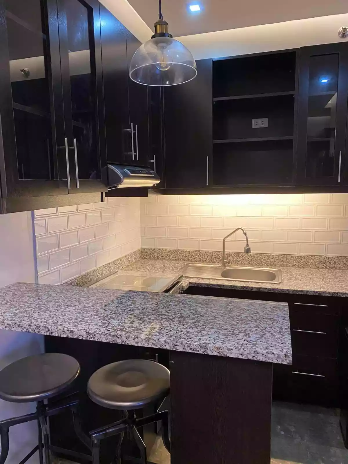 For Rent 1-Bedroom Unit - photo 3