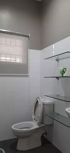 Open photo 11 of 16 — 4 Bedrooms Bungalow for Rent in Mandaue