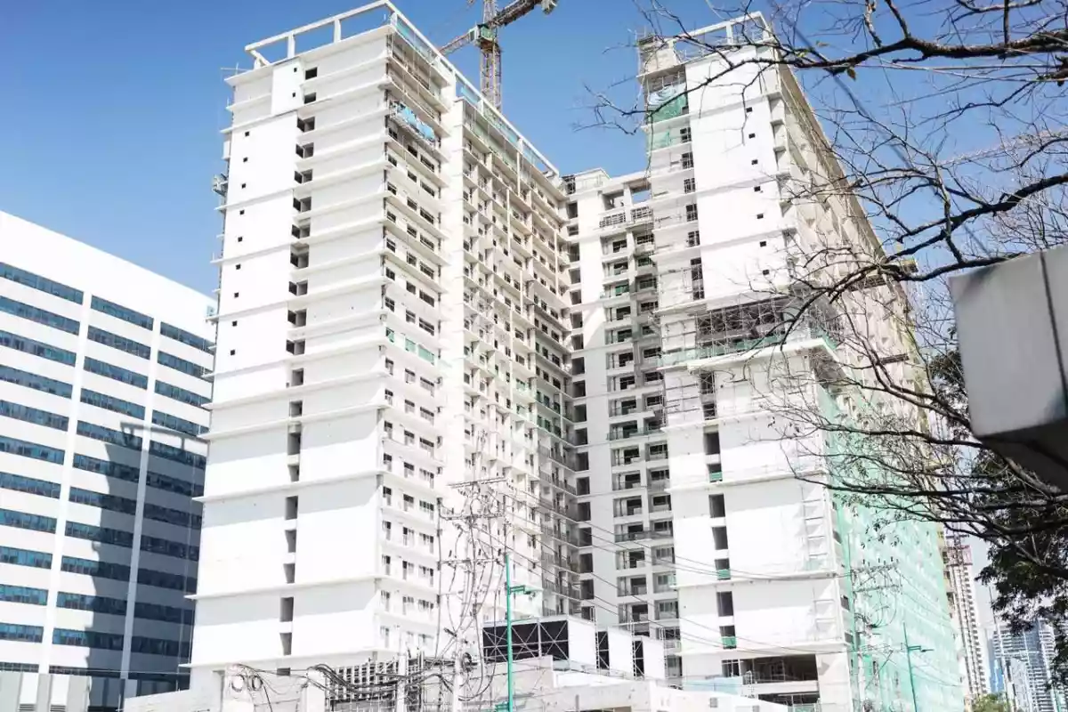 1-Bedroom Condo Unit with Balcony in BGC for Sale — 1 Bedroom in Le Grand Avenue, Manila, Metro Manila — Photo 5