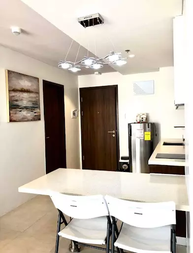 Open photo 14 of 31 — Tambuli studio unit