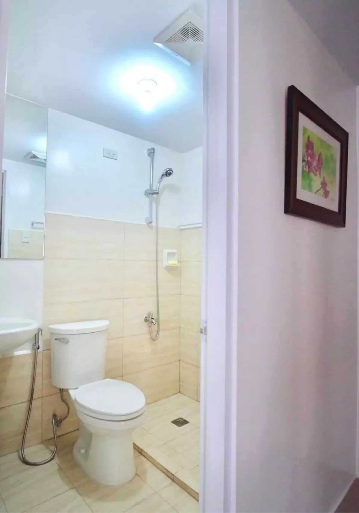 For Sale 1Bedroom with Parking — 1 Bedroom in Cebu City, Cebu City, Cebu — Photo 6