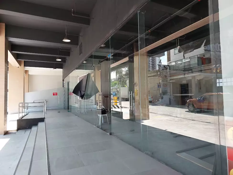 Commercial space for Restaurant is open for rent in Lahug — Space in Cebu City, Cebu, Philippines — Photo 5