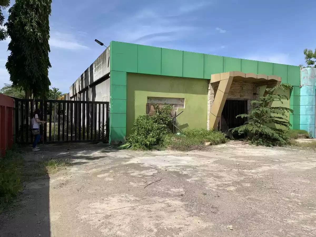 Agus commercial lot for sale 