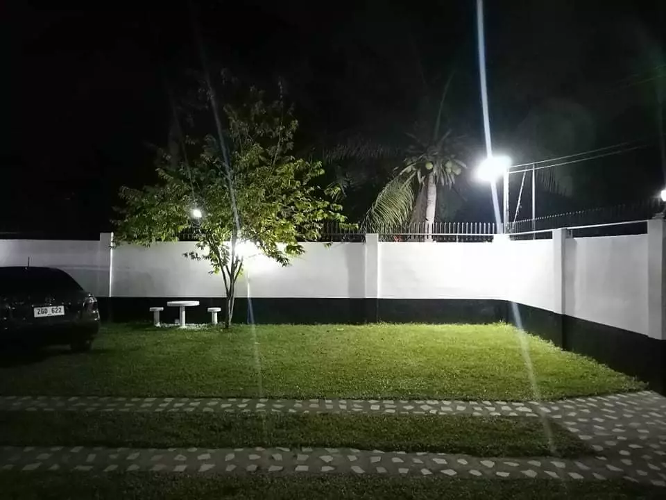 Open photo 11 of 16 — Beautiful White House For Sale! 