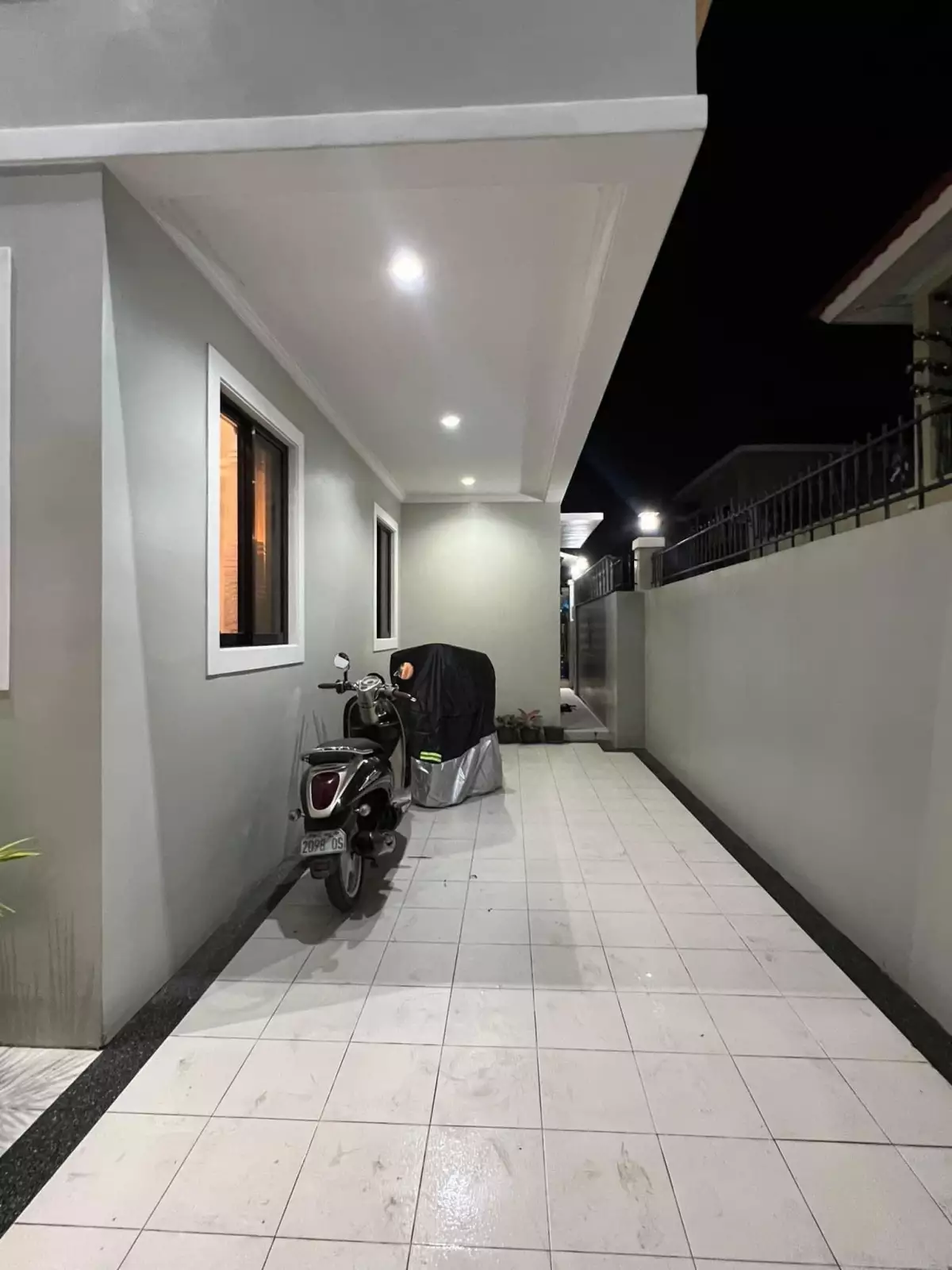 RUSH / SACRIFICE SALE HOUSE AND LOT IN COGON — House and Lot in Cebu City, Cebu, Philippines — Photo 4