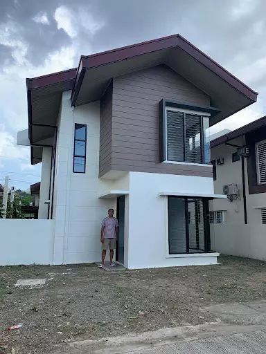Two storey Narra Park Residences