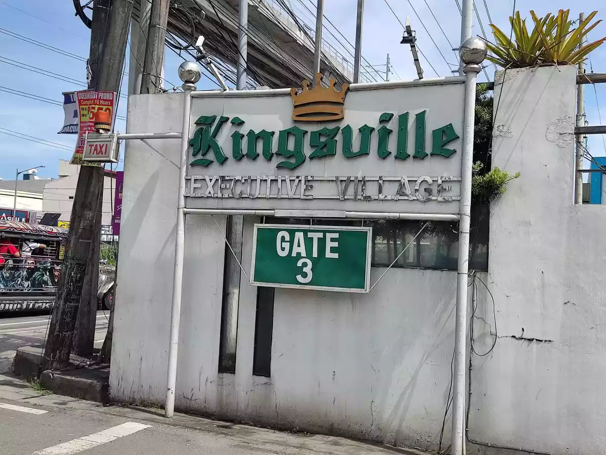 For Sale House and Lot in Kingsville Antipolo Gate 3 Marcos Highway — House and Lot in Antipolo, Rizal, Philippines — Photo 5