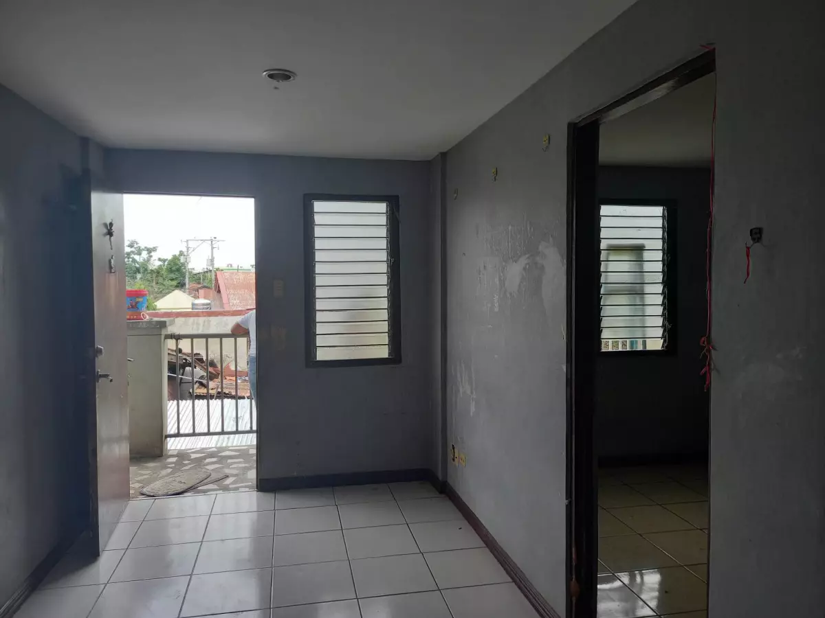 Residential Lot with Income Generating Apartment — House and Lot in Natalio B. Bacalso Avenue, Talisay City, Cebu — Photo 6