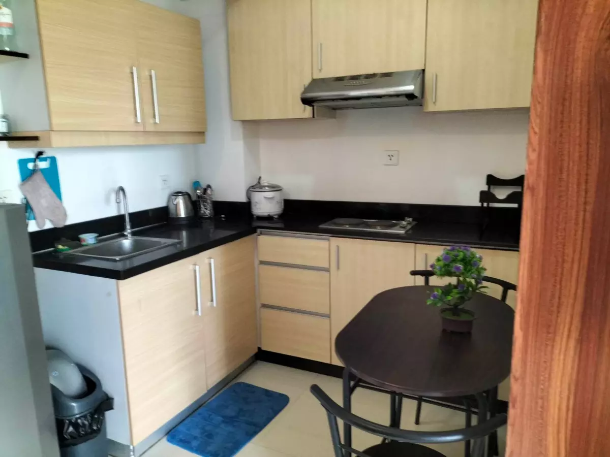 Lot 8 !Bedroom Condo Fully Furnished - photo 4