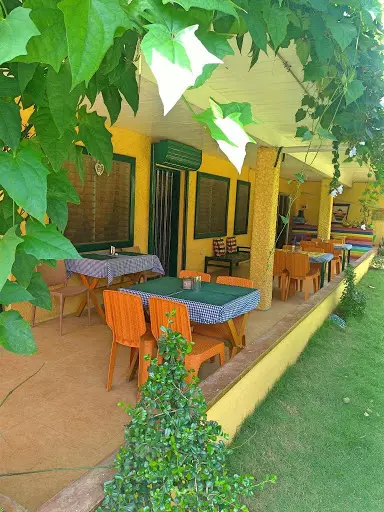 BIG HOUSE FOR RENT! — House and Lot in Philippines — Photo 3