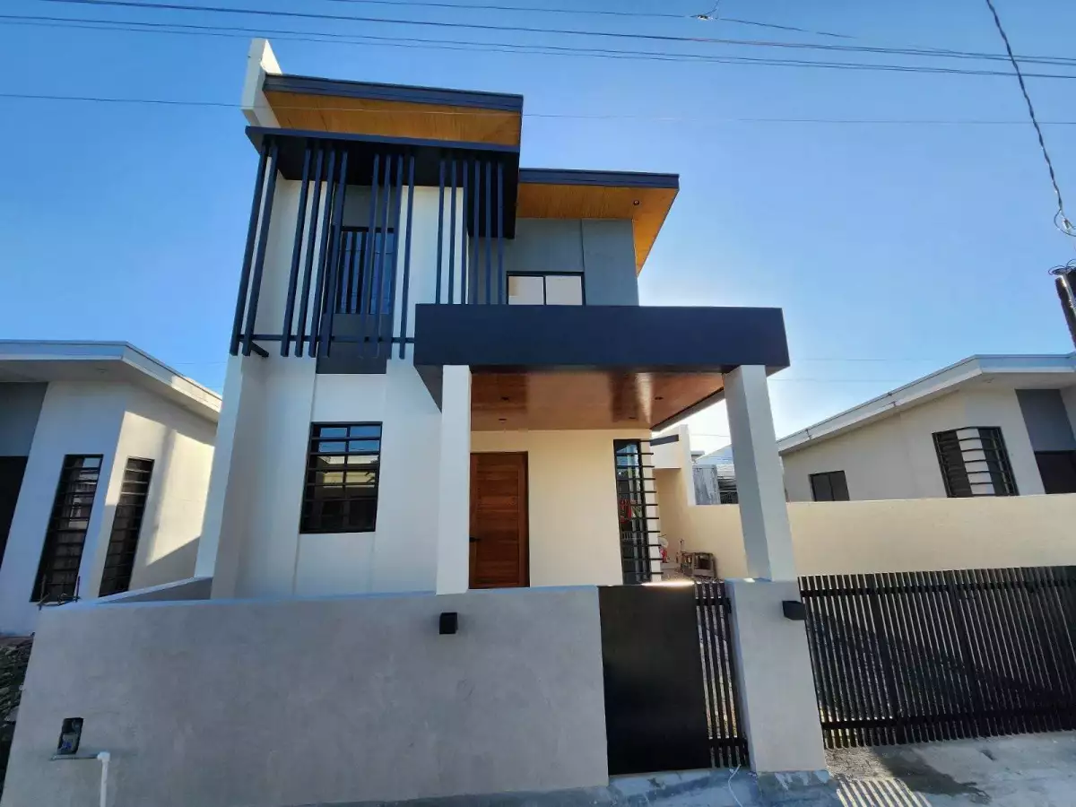 Brand New, Fully Renovated : 2 Storey House and Lot in General Trias, Cavite by Ayala Land — House and Lot in Arnaldo Highway, General Trias, Cavite — Photo 5