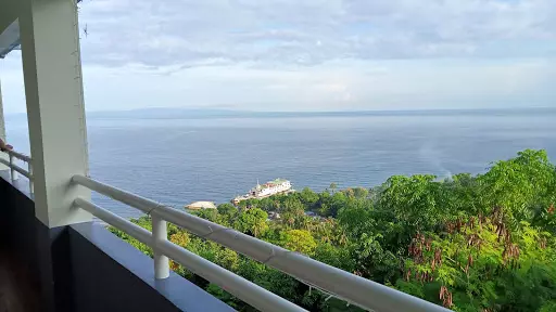 Open photo 12 of 31 — HOUSE AND LOT FOR SALE