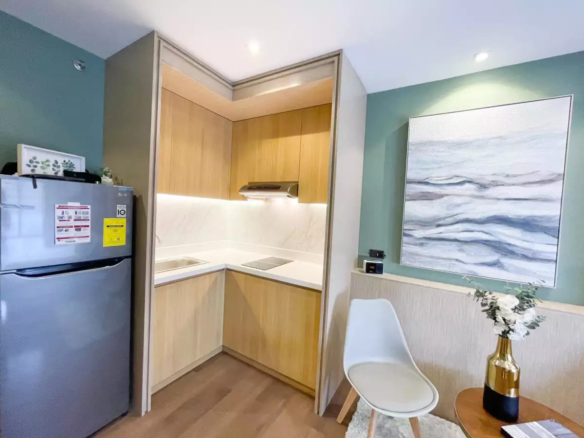 Newly renovated Studio Unit in cebu IT Park - photo 4