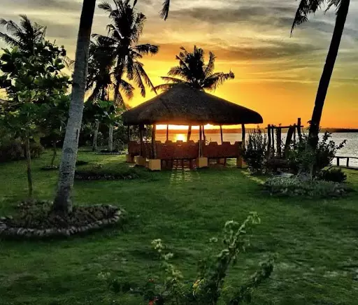 Beach Resort For SALE in Medellin Cebu — Beach House / Resort in Medellin, Cebu, Philippines — Photo 2