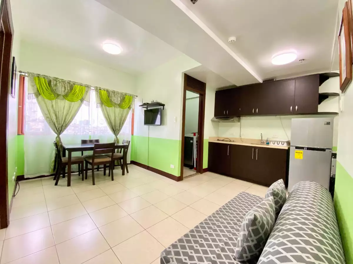 2BR FURNISHED UNIT FOR SALE at Ridgewood Towers near BGC — 2 Bedrooms in Carlos P. Garcia Avenue, Taguig, Metro Manila — Photo 5
