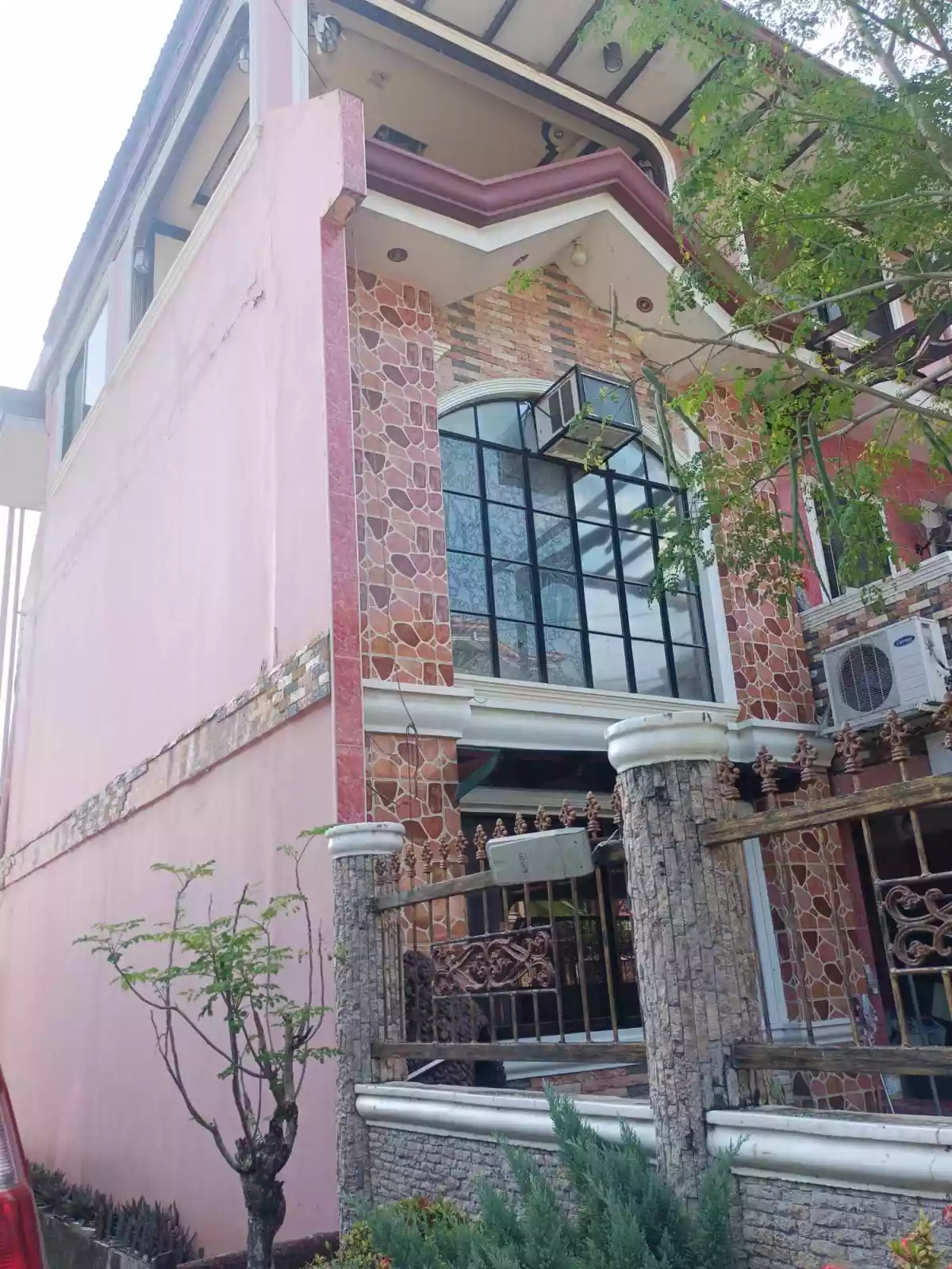 House and Lot inside Subdivision — House and Lot in Minglanilla, Cebu, Philippines — Photo 3