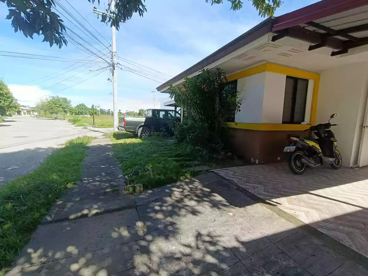 Bungalow House & Lot in Ajoya — House and Lot in Gabi Road, Cordova, Cebu — Photo 4