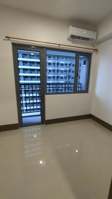 SMDC — Studio in Brgy. Highway Hills, Mandaluyong — Photo 4