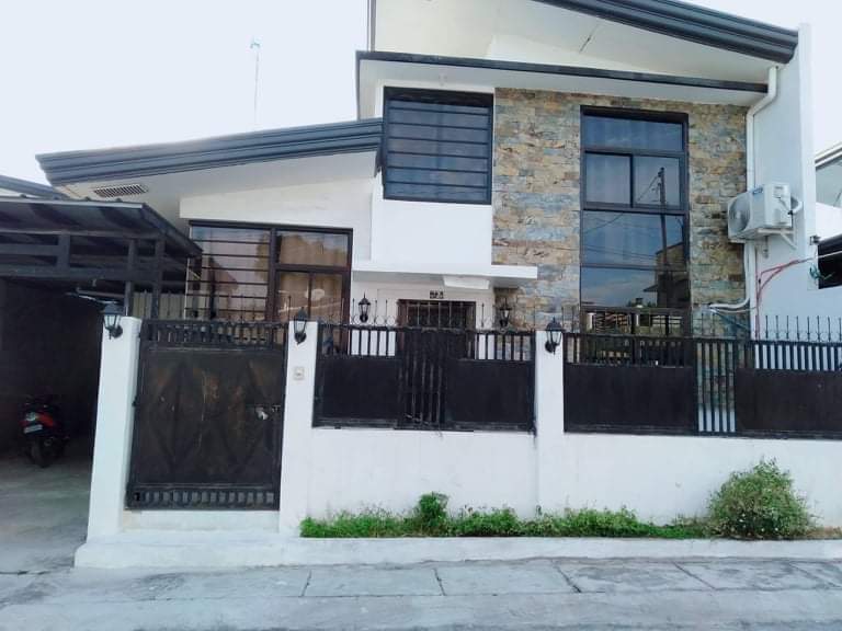 3 Bedrooms House and Lot at Windsor Heights — House and Lot in General Santos City, South Cotabato, Philippines — Photo 2