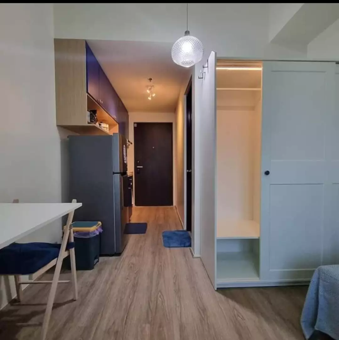 The median — Studio in La Guardia Extension, Cebu City, Cebu — Photo 3