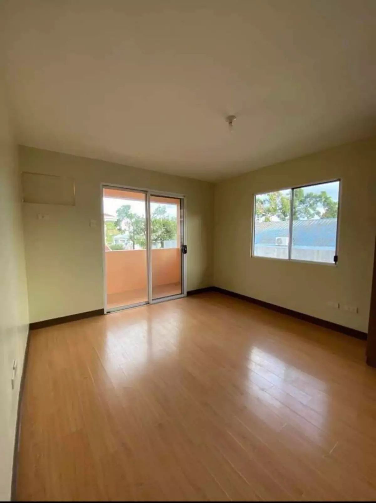 Townhouse For Sale — Townhouse in Gervacio Quijada Street, Cebu City, Cebu — Photo 7