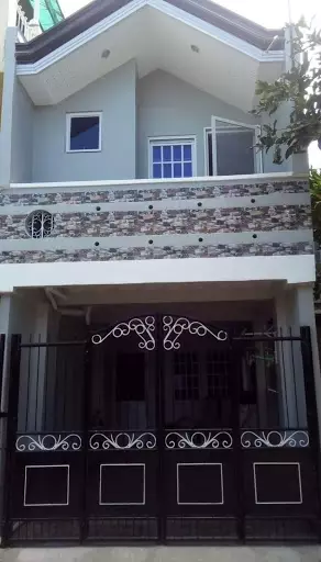 Fully furnished 2-storey townhouse with balcony — Townhouse in Basak, Lapu Lapu City, Cebu — Photo 3