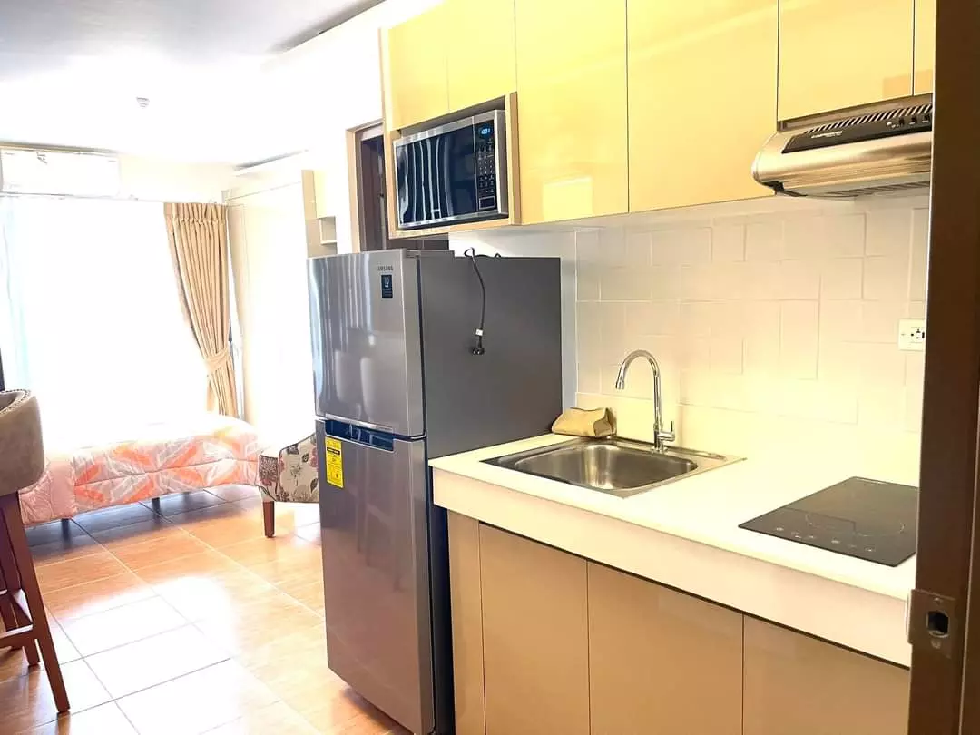 One oasis fully furnished studio — Studio in Pres. Magsaysay Street, Cebu City, Philippines — Photo 6
