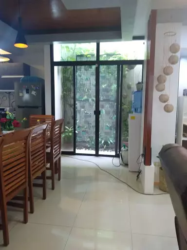 Open photo 30 of 37 — House and lot in an exclusive subdivision 