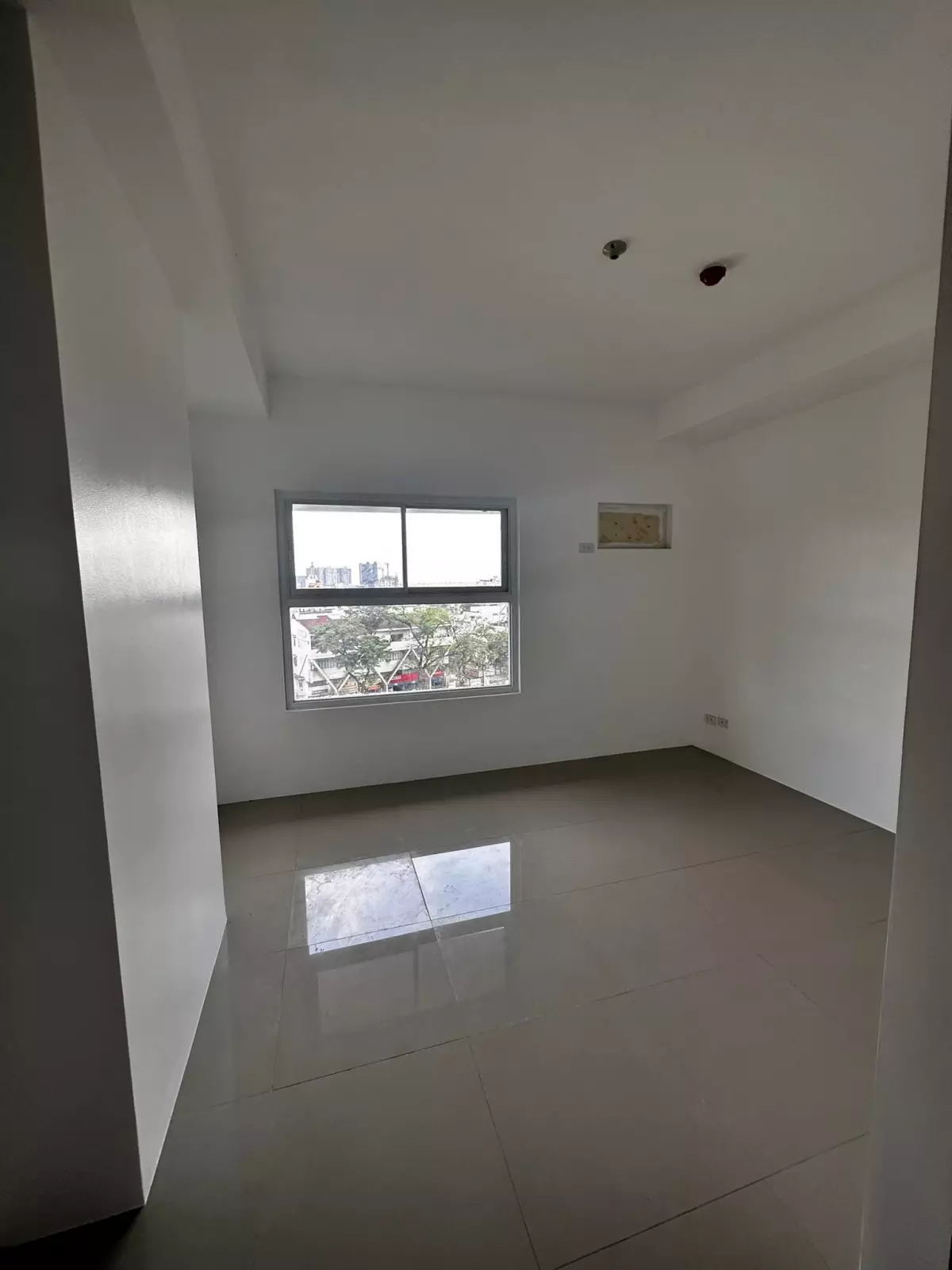 Brand new Studio unit in Jones Cebu City — Studio in Cebu City, Cebu, Philippines — Photo 3