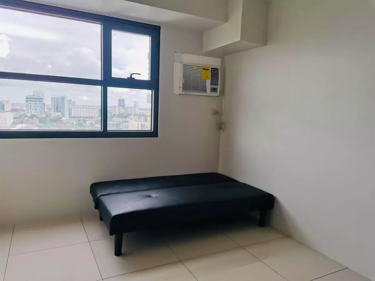 SEMI-FURNISHED STUDIO UNIT IN HORIZONS 101 TOWER 2 IS OPEN FOR RENT!!! — Studio in Cogon Ramos, Cebu City, Cebu — Photo 5