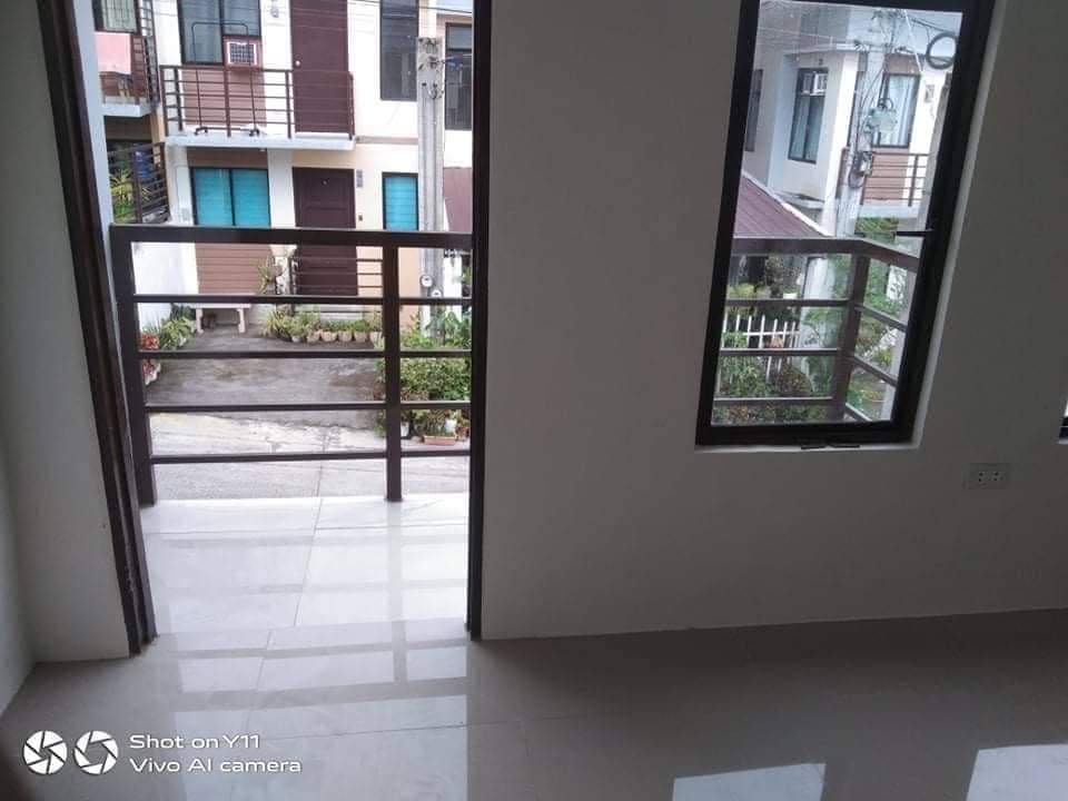 For Assume Townhouse B MID Unit in Casamira LInao Minglanilla Cebu - photo 6