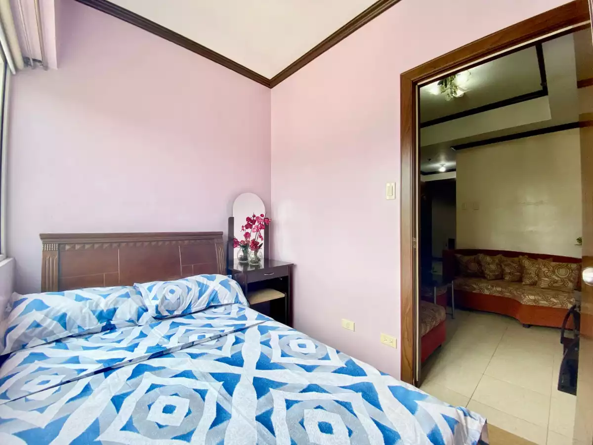 2BR FURNISHED INNER UNIT FOR RENT at Ridgewood Towers   - photo 4