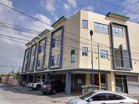 Commercial building for Sale
