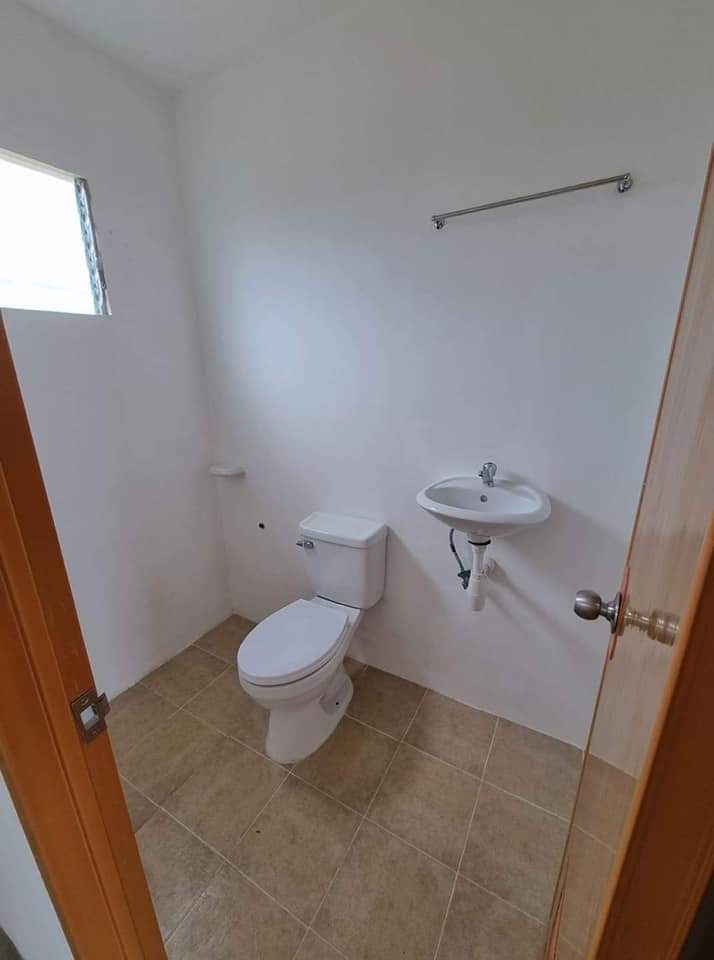 Deca Townouse Assume — Townhouse in Talomo, Davao City, Davao del Sur — Photo 6
