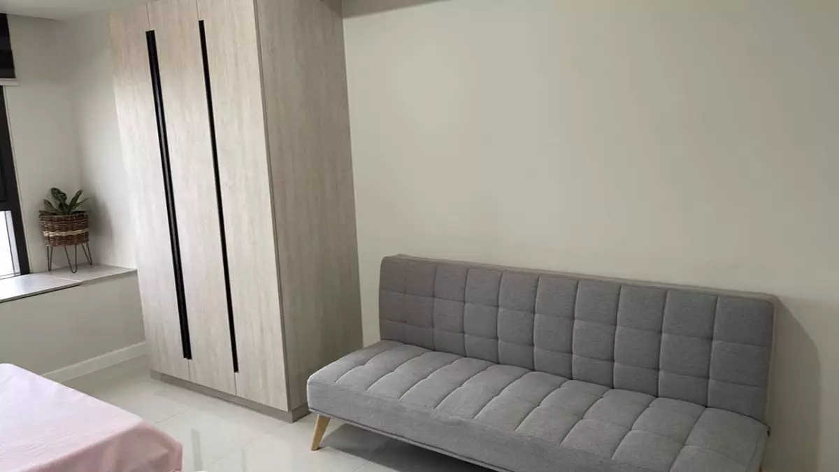 Mandani Bay Studio For rent with SEAVIEW! 