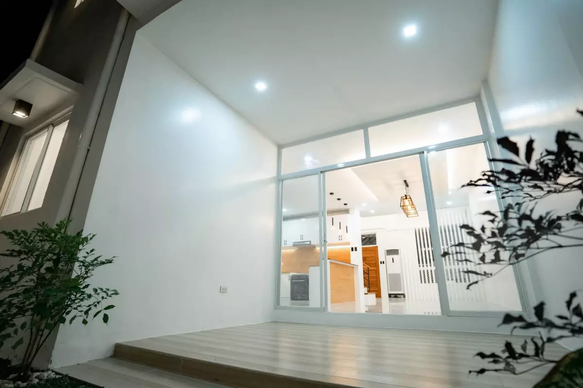 Brand New Smart Home - photo 4