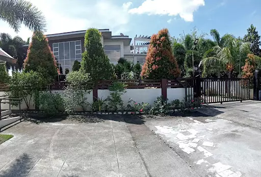 Open photo 13 of 15 — 2 Storey House and Lot All In With Apartment and Commercial Building