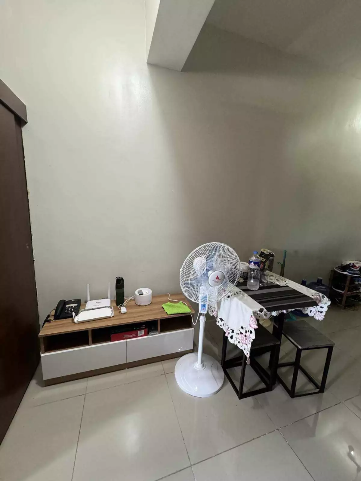STUDIO UNIT FOR SALE