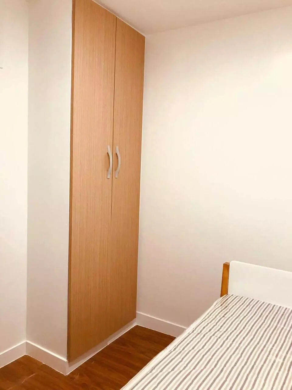 Loft Type Condominium Unit For Sale — Loft in Malate, Manila, Barangay 1 — Photo 4